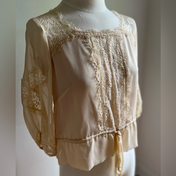 Nanette Lepore silk and lace blouse, size 2 - Picture 5 of 15